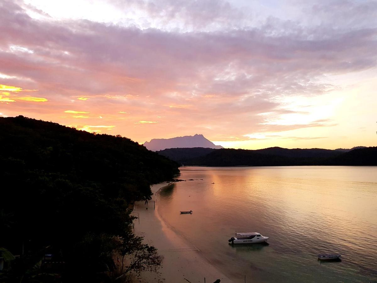 Bigfin beach resort Kota Belud Exterior foto